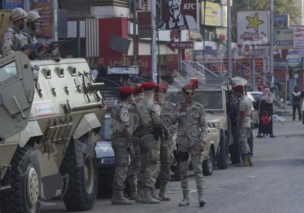 جانب من تواجد القوات المسلحة فى الشارع المصري اليو