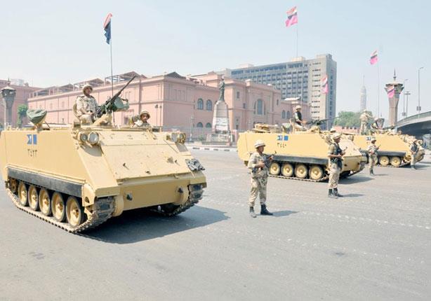 قوات الجيش تغلق ميدان التحرير - ارشيفية