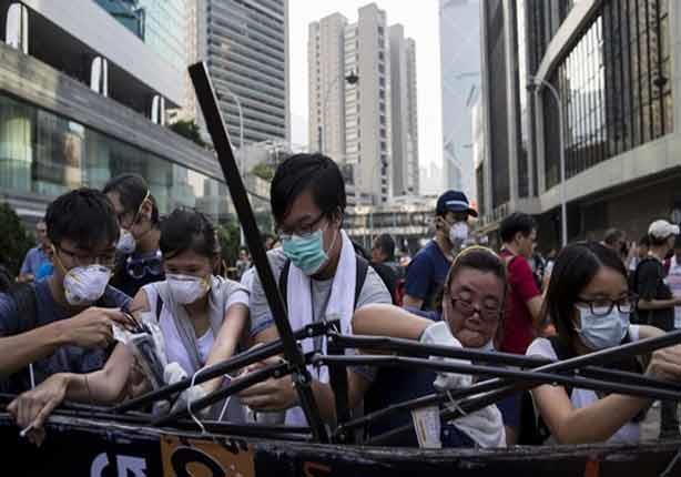 محتجين في هونج كونج                               