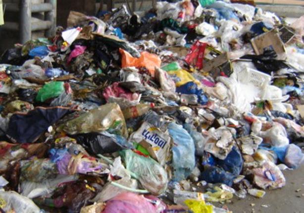 مليونير كوري يمتهن جمع القمامة بالبحرين منذ 11 عام