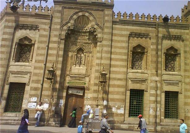 مسجد السيدة عائشة بالقاهرة                        