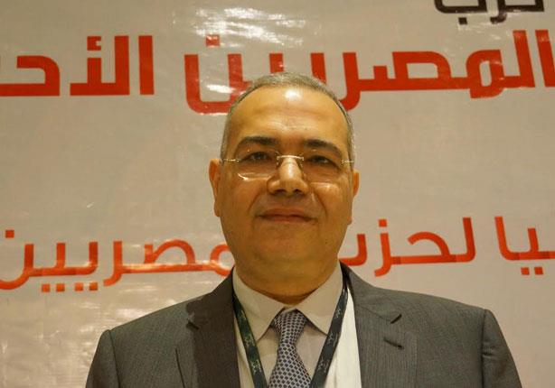 عصام خليل الأمين العام لحزب المصريين الأحرار