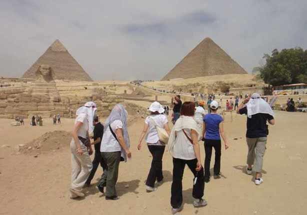 إذاعة فرنسا الدولية تُشيد بتحسن السياحة في مصر