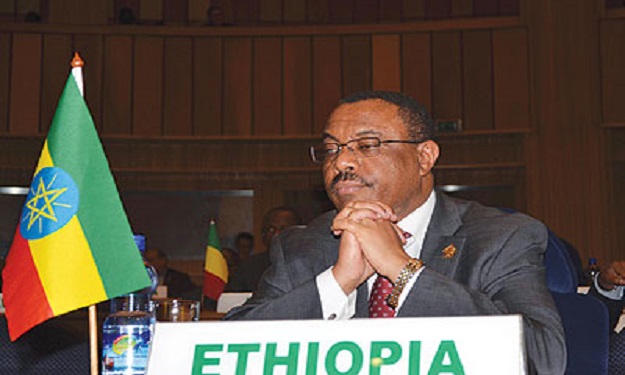رئيس وزراء إثيوبيا: لا خيار أمام أديس أبابا والقاه