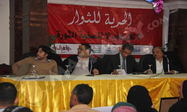 أهالي المحتجزين: ''حفلات التعذيب'' جزاء النزول في 
