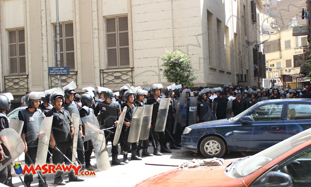 شهود عيان: الأمن فرق مظاهرة اولتراس ثورجي أمام محك