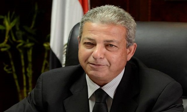 وزير الشباب يغادر مقر مجلس الوزراء بعد لقاء الببلا