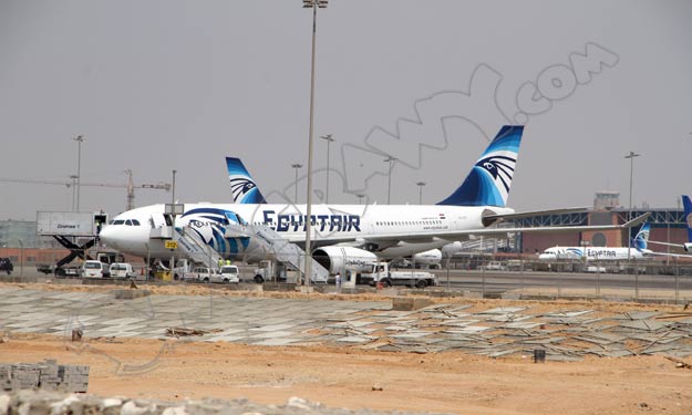 طائرة جثامين ضحايا ليبيا تصل مطار القاهرة