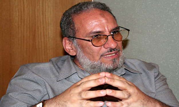 كمال حبيب: الإخوان ستدعم عنان للرئاسة من باب ''عدو