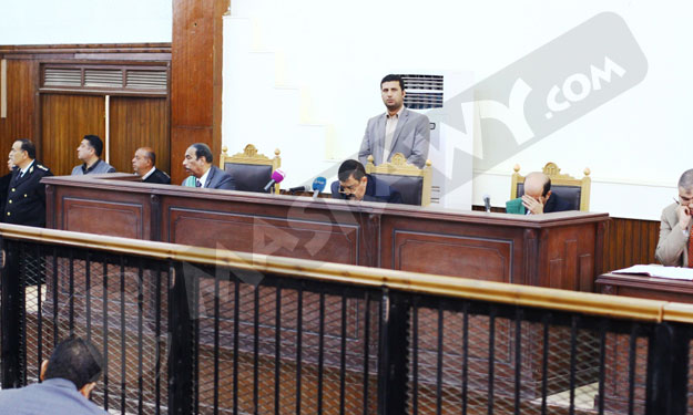 اليوم.. محاكمة 77 من أنصار مرسي في أحداث الشغب بمي