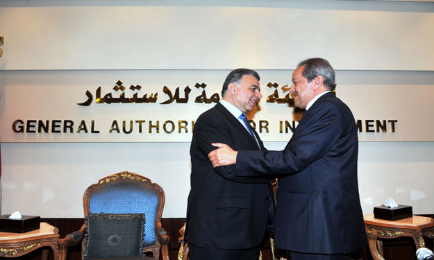 الاستثمار تكرم أسامة صالح بحضور قيادات الوزارة ورؤ