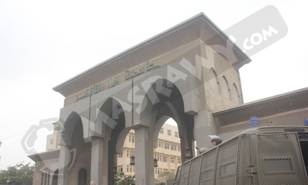 أمن جامعة الأزهر يلقي القبض على طالب ثانوي داخل ال