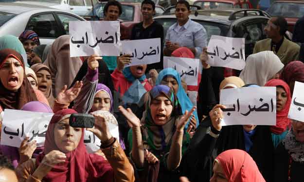 طلاب هندسة القاهرة يدخلون في إضراب عن الدراسة