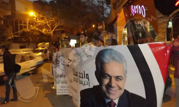 سلسلة بشرية لدعم صباحي بشارع الهرم بمشاركة قيادي ب