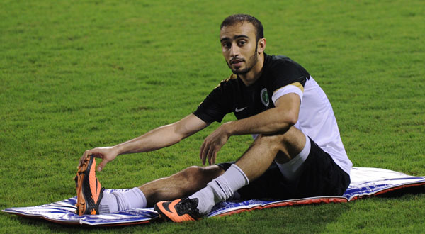 «سهلاوي» النصر يحقق أمنية طفل معاق