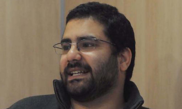 علاء عبدالفتاح: لم أتعرض للتعذيب بسجن طرة و''كنا ب