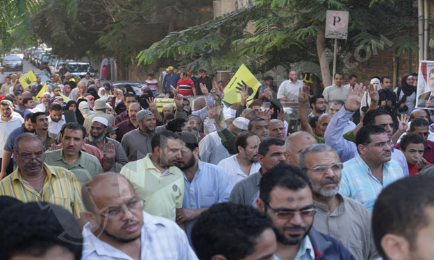 مسيرات لأنصار الإخوان تتجمع بميدان النعام بالمطرية