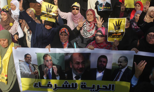 تظاهر العشرات من أنصار الإخوان بشارع الهرم بعد تفر