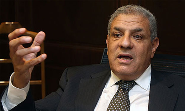 رئيس الوزراء ينعي عزازي ويشيد بإخلاصه واجتهاده في 