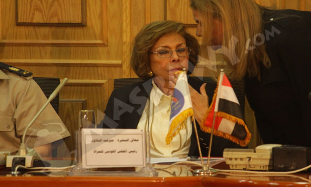 تلاوي تطالب الأحزاب بوضع المرأة في مكان متقدم على 