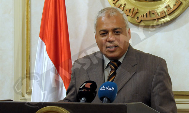 وزير الري: الانتهاء من تطوير كورنيش النيل بالقاهرة