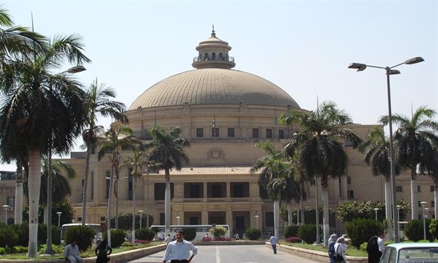 مصدر: جامعة القاهرة توافق على تواجد الأمن على الأب