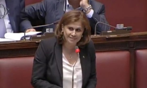 عضوة في البرلمان الإيطالي: أؤيد السيسي لأنه قاوم ا