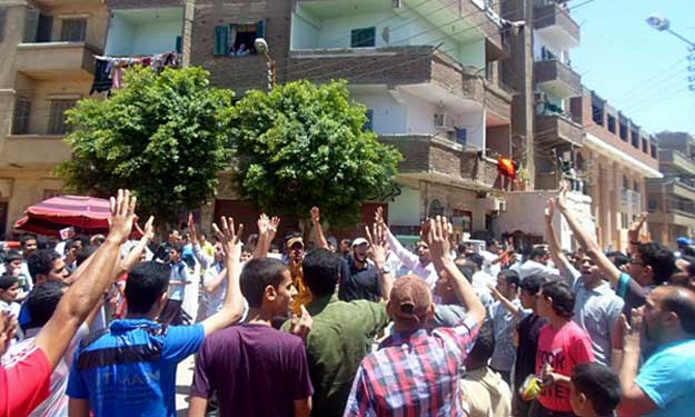 انطلاق مسيرة مناصرة للإخوان من مسجد خاتم المرسلين 