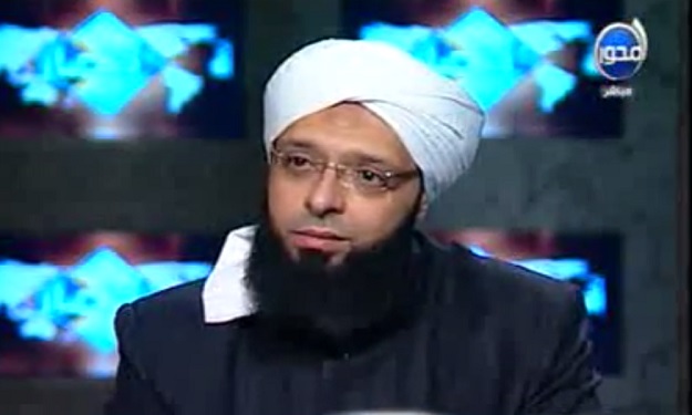 بالفيديو- داعية إسلامي يعتذر على الهواء بسبب حديثه