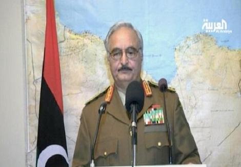 اللواء الليبي المنشق خليفة حفتر