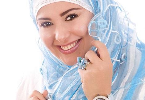 الفنانة صابرين