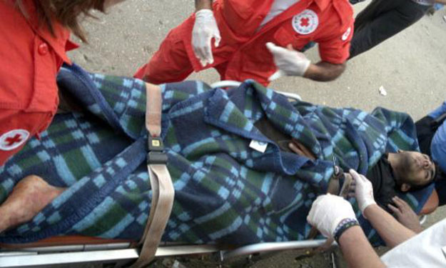 الصليب الأحمر يحذر من نقص إمكانيات غزة الطبية