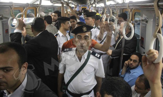 عدسة مصراوي ترصد أول استخدام لخط المترو الجديد
