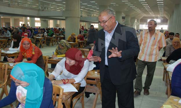 طلاب جامعة الأزهر يؤدون اليوم الأخير في امتحانات ا