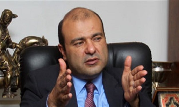 وزير التموين يقبل استقالة رئيس الشركة القابضة للصن