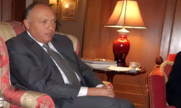 وزير الخارجية يؤكد على موقف مصر الداعم لوحدة العرا