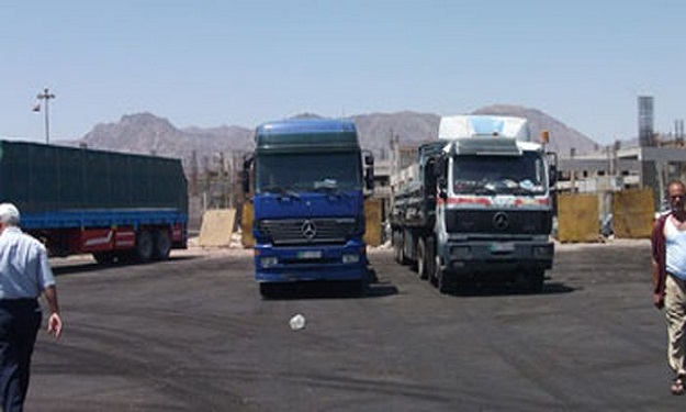 إنتهاء أزمة الشاحنات المصرية المحتجزة بمنطقة البري