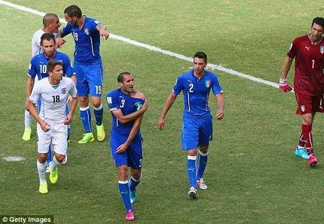 مباراة الأوروجواي وإيطاليا