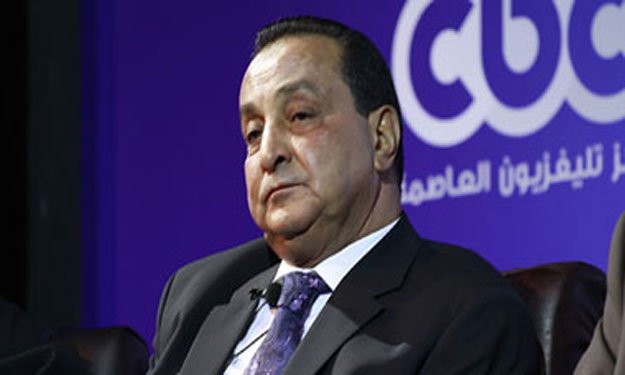 محمد الأمين : قررت التبرع بنصف ممتلكاتي دعماً لمصر