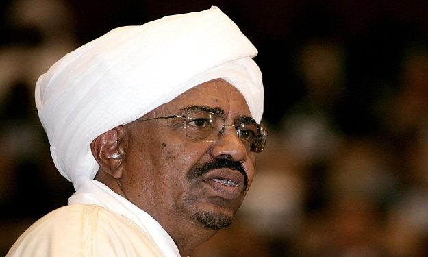 وصول مدير مكتب الرئيس السوداني للقاهرة للإعداد لمش