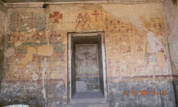 مصري يخترع مادة كيميائية لحماية المباني الأثرية ضد