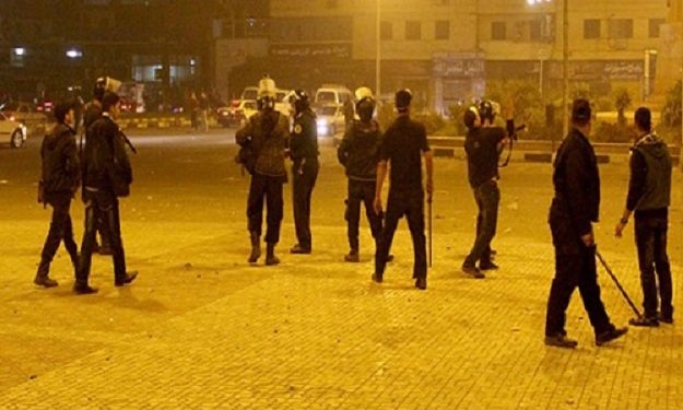 قوات الجيش والشرطة تغلقان ميدان التحرير أمام حركة 