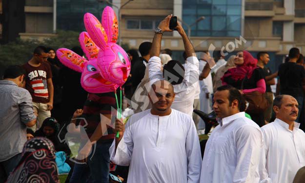 بالصور- هكذا احتفل المصريون بأول أيام عيد الفطر