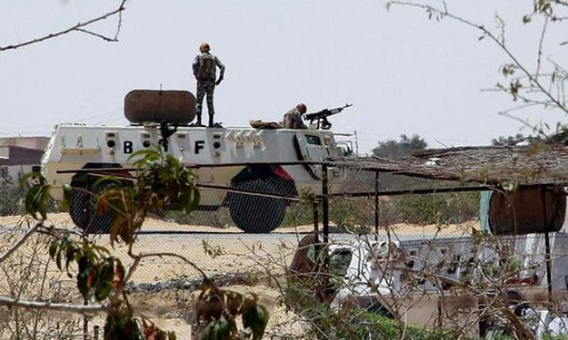 الجيش: مقتل 7 تكفيريين وإصابة 5 في حوادث متفرقة بش