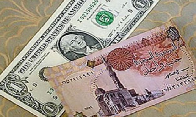 الدولار يواصل الاستقرار أمام الجنيه بالبنوك في تعا
