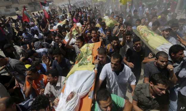 قلوب في غزة وأجسادها في القاهرة
