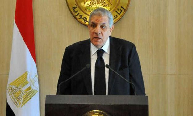 محلب :الحكومة تسخر كافة إمكاناتها لعودة المصريين ا