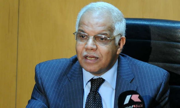 محافظ القاهرة يُسلم 50 موتوسيكلاً مجهزاً لمتحدي ال
