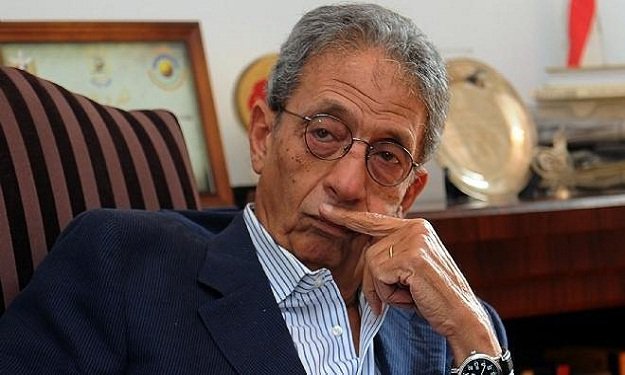 عمرو موسى ناعيا سميح القاسم: ''عاش عمره مدافعاً عن