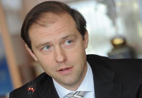 دينيس مانتوروف وزير التجارة والصناعة الروسي